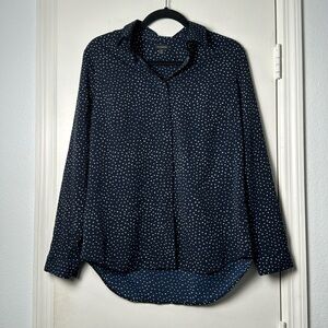 EUC Talbots Navy Hidden Button Down Business Casual Blouse Size Medium